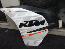 Linker zijkuip KTM RC 390