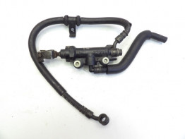 Rempomp achter Honda CB 1300