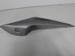 Cowl left rear Triumph Street Triple 675