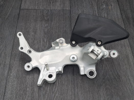Main step holder left Ducati Multistrada V4