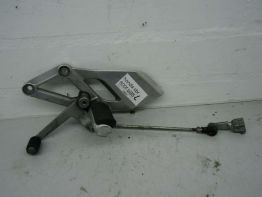 Fussrastetrager vorne links Honda CBR 600 F