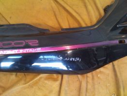 Rechter achterkant Suzuki RF 900