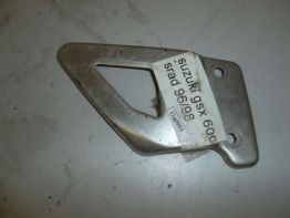 Fussrastetrager vorne rechts Suzuki GSX R 750