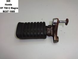 Voetsteun links Honda VF 700 750 C Magna