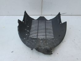 Cowl V shape under Suzuki Burgman 400