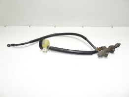 Rempomp achter Kawasaki ZR 7