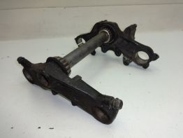 T stuk + kroonplaat Honda CB 900 C Custom 