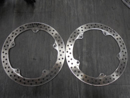 Remschijven set Triumph Trident 660