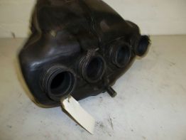 Air cleaner case Suzuki GSX F 1100