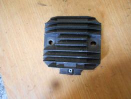 Regler Gleichrichter Yamaha YZF R1