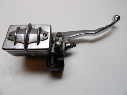 Rempomp Yamaha XJ 700