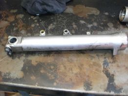 Voorpoot rechts onder Suzuki GSF 600 650 Bandit 