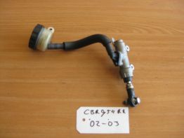 Rempomp achter Honda CBR Fireblade