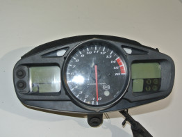 Teller Suzuki GSR 600