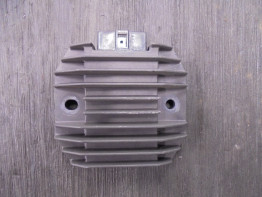 Regulator rectifier Yamaha FZR 600
