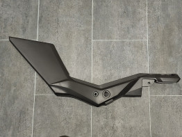 Cowl Left Suzuki DL 650 V STROM