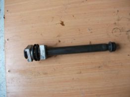 Rear axle Yamaha YZF R6