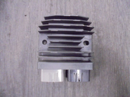 Regler Gleichrichter Yamaha Tenere 700