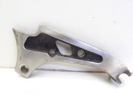 Fussrastetrager vorne rechts Suzuki GR 650