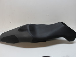 Zadel Honda X-adventure 750