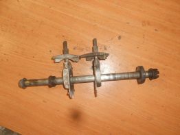 Achteras Yamaha FZ 750