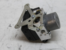 ABS pomp Yamaha MT 09