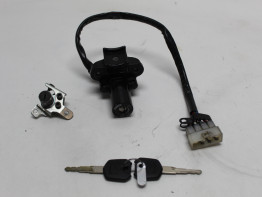 Contact slot Kawasaki Z 300