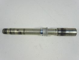 Axle front Suzuki GSR 600