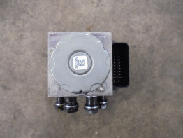 ABS pomp Aprilia Tuono 660