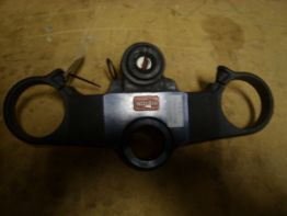 Fork top bridge Aprilia RSV 1000
