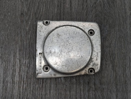 Motorblokdeksel voortandwiel Suzuki Madura 1200