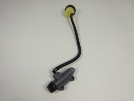 Rempomp achter BMW R 1200 ST