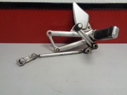 Fussrastetrager vorne links Ducati ST2