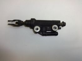 Rempomp achter Yamaha XJ 600 Diversion