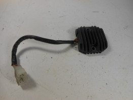 Spanningsregelaar Yamaha FAZER 600