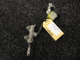 Rempomp achter Yamaha YZF R6