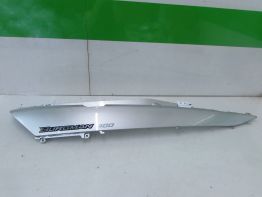 Cowl right Suzuki Burgman 400