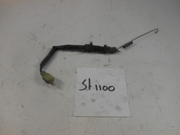 Rempomp achter Honda ST 1100 Pan European