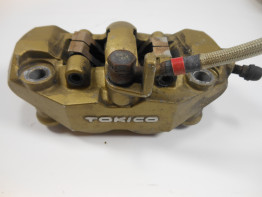 Remklauw rechts voor Suzuki GSX R 600