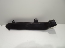 Luchtbuis midden KTM 390 Duke