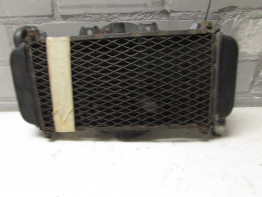 Radiateur Yamaha FZR 400