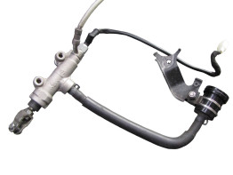 Rempomp achter Kawasaki Z 750