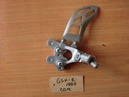 Main step holder left Suzuki GSX R 1000