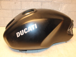 Tank Ducati Monster 695