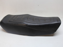 Zadel Honda CBX 550 F2