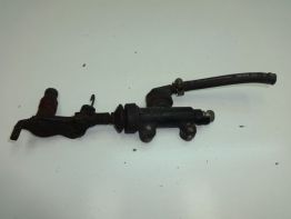 Rempomp achter Kawasaki Z 750