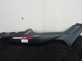 Rechter achterkant Honda CBR 125 R