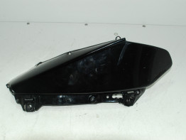 Rechter luchtbuis Aprilia RSV 1000