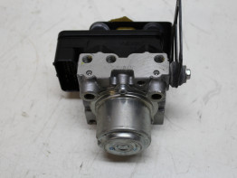 ABS pomp Honda CB 1000 R