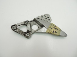 Main step holder left Yamaha FZR 1000
